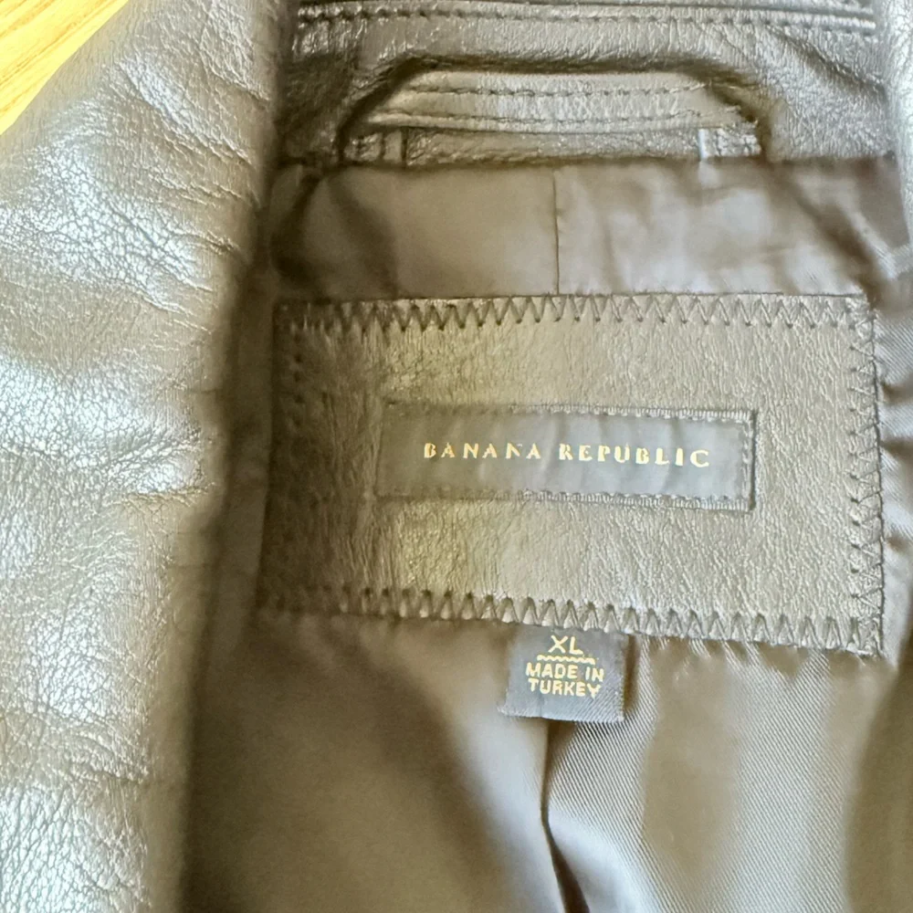 VTG! BANANA REPUBLIC Leather Jacket Size XL